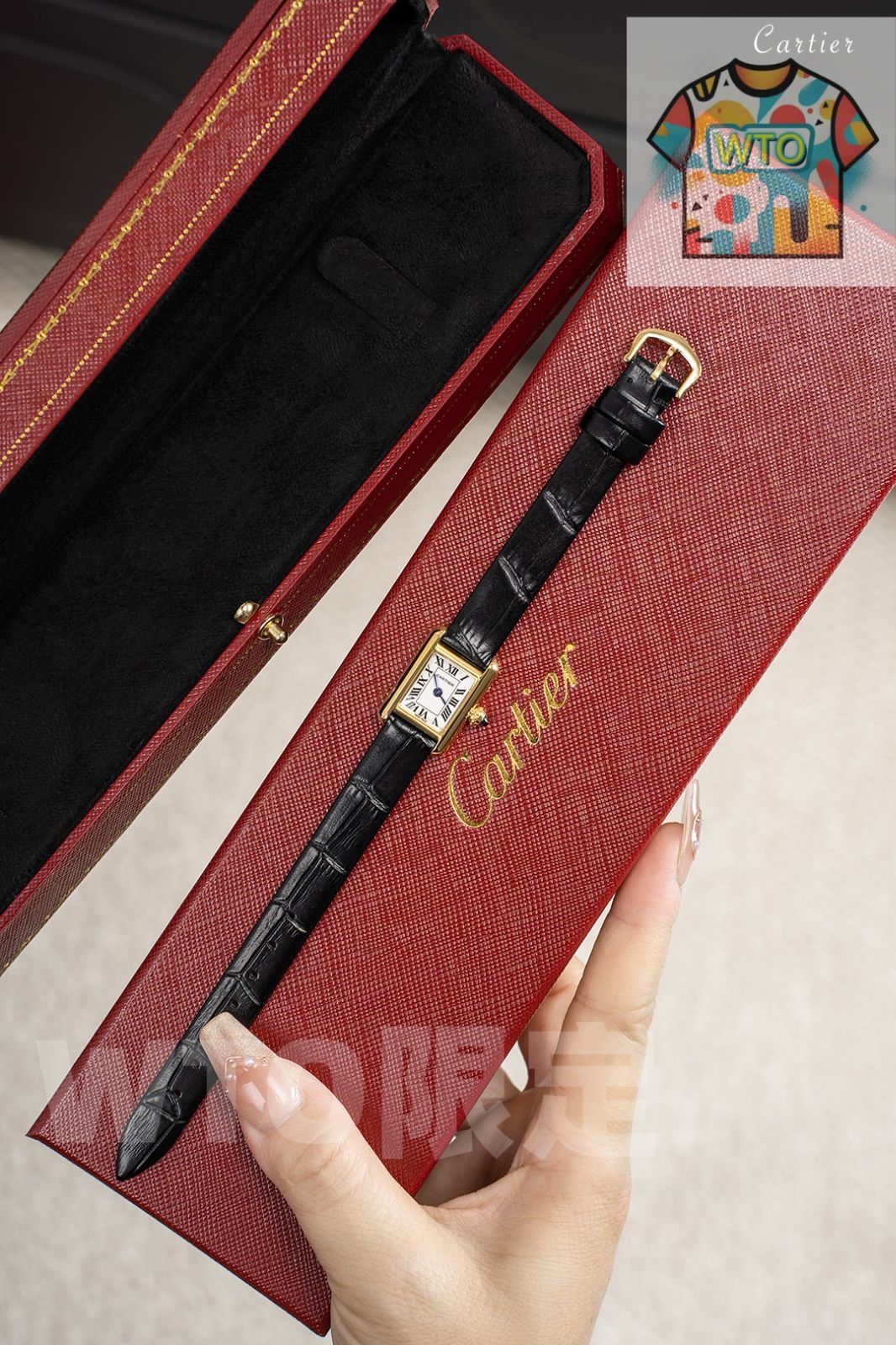 今日 Cartier Mini Tank クォーツウォッチ