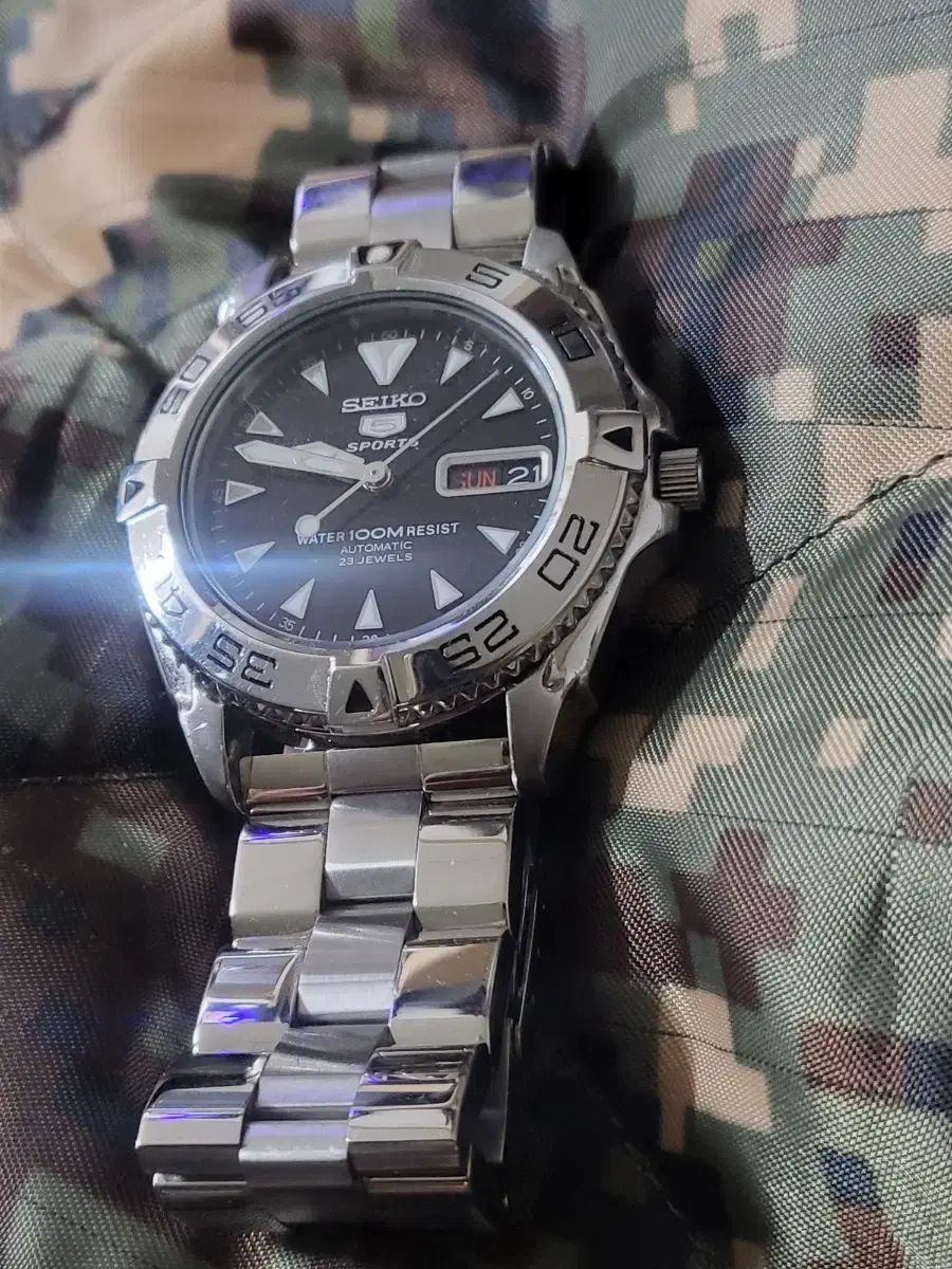 オートマチック メタル