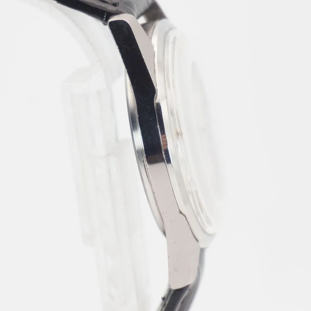 シルバー文字盤