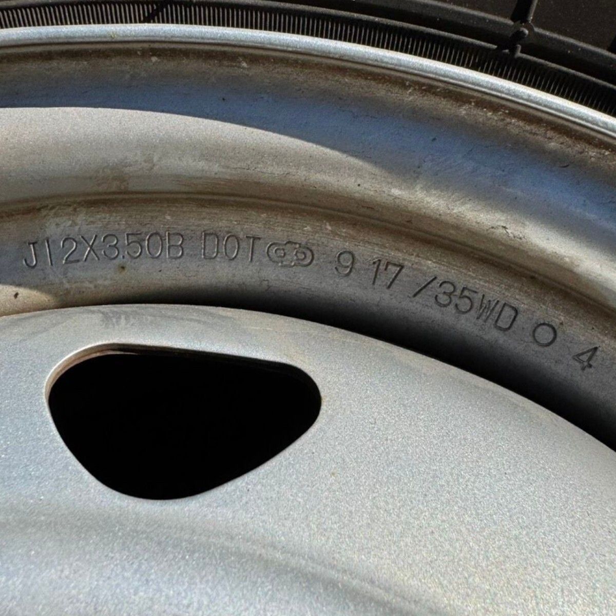  ブリヂストン スタッドレス 軽トラ 145 R 12 6 PR タイヤ W 300 6分山 2018年 12インチ以下 タイヤ ホイールセット