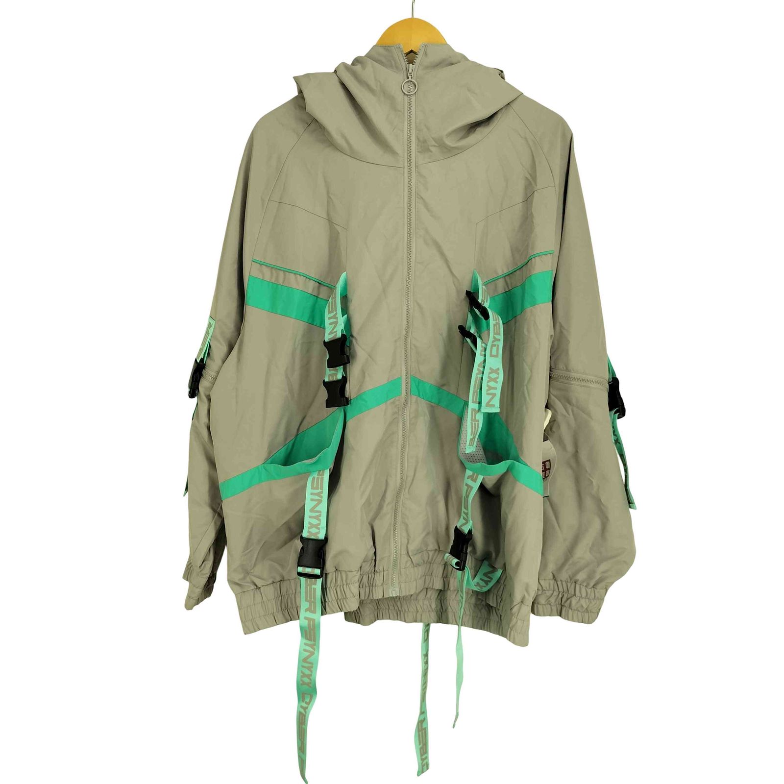 Nike Phantom サッカーシューズ　25.0cm L3040【コンパクト】【未開封】 GUCCI／グッチ rush2 ラッシュ2 50ml 香水