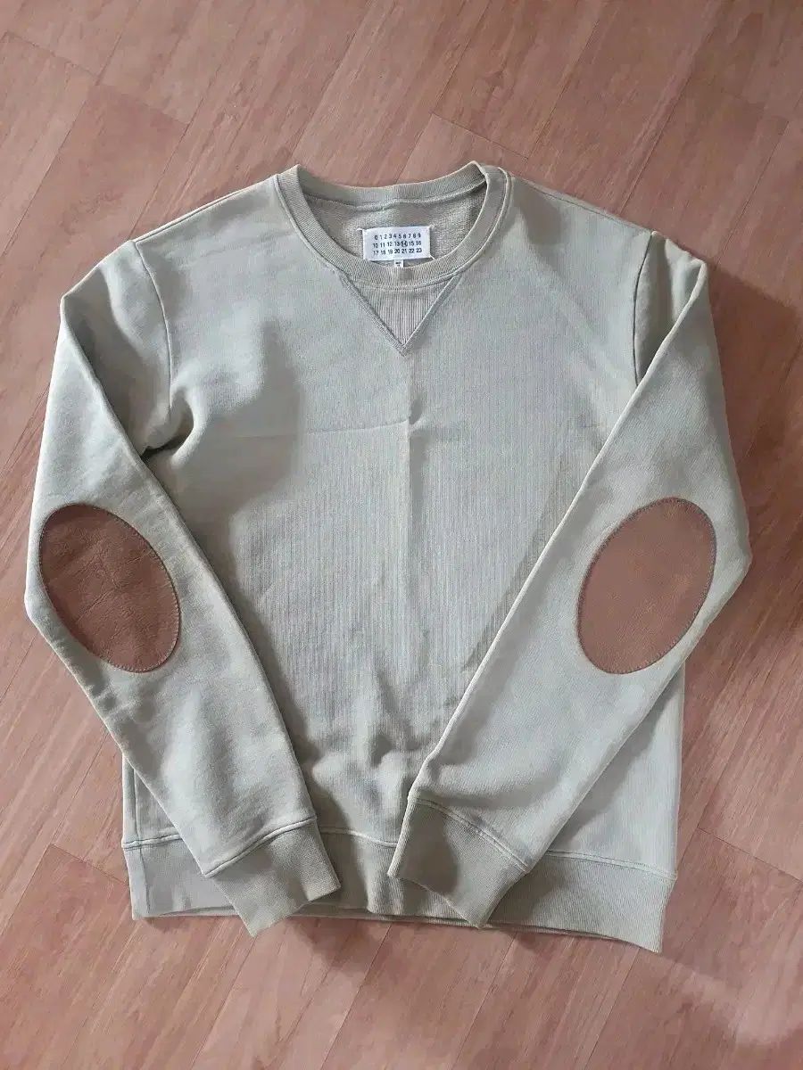 48 100 メゾンマルジェラ エルボーパッチ スウェット Tシャツ