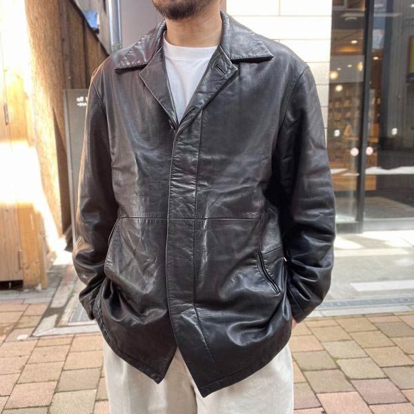 感 HUGO BOSS ヒューゴボス レザー ジャケット 黒 L程度 カーコート 本革 D145-18-0088XV
