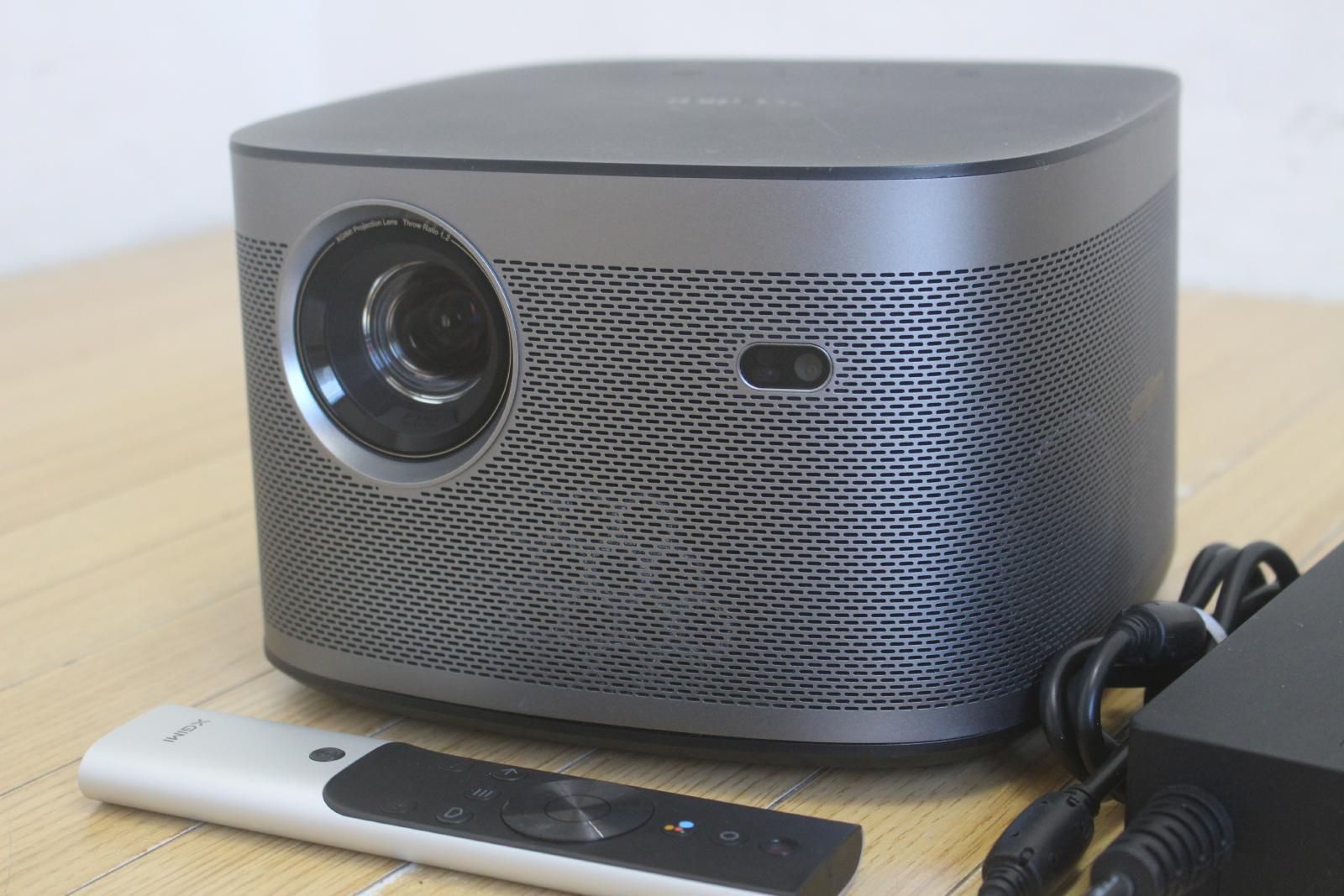 X GIMI HORIZON プロジェクター XK03K AndroidTVフルHD200インチ