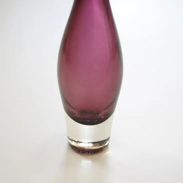 Riihimaen Lasi (by Aimo Okkolin) | flower vase (smoky purple) | 北欧ヴィンテージ ガラス リーヒマエンラシ フィンランド