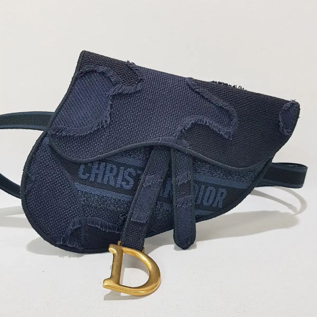 ディオール 新 サドル オブリーク カモフラージュ 刺繍 ベルトバッグ