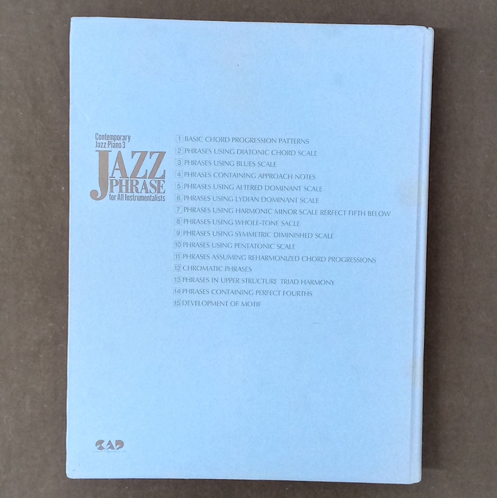 コンテンポラリージャズ・ピアノ 3 ジャズ・フレーズ バイリンガル版