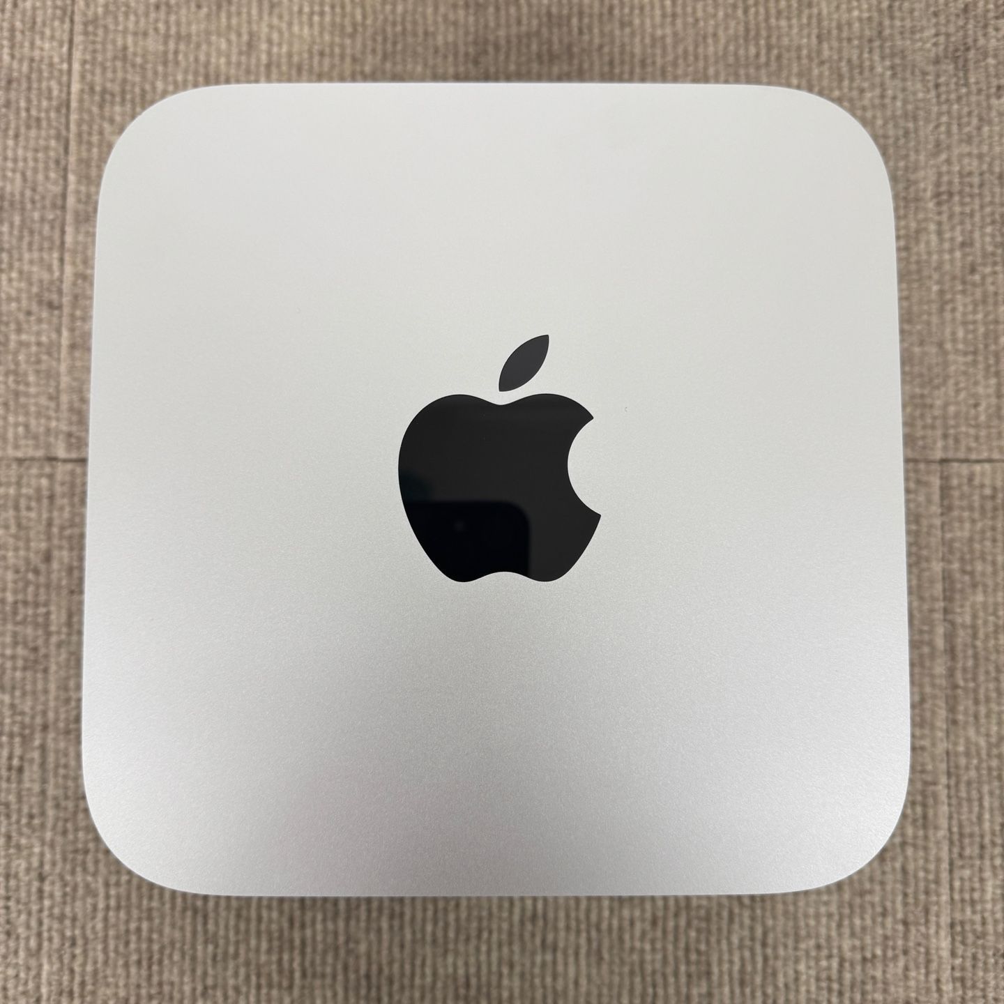 Apple Mac Studio M 2 Ultra 2025 A 2901 64 GB SSD 1 TB 60 Core Tahoe 26.1 MC 085