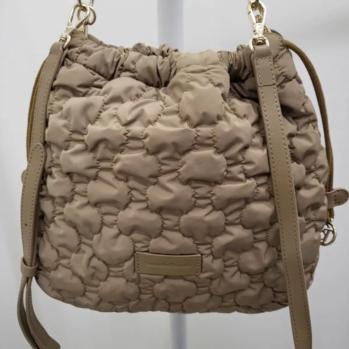 クラウド ショルダーバッグ