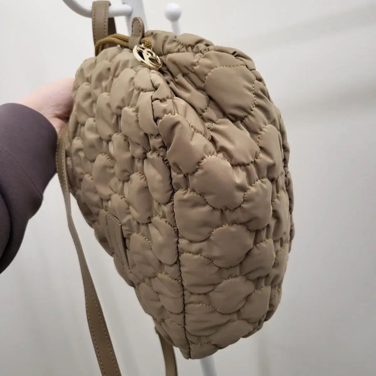 クラウド ショルダーバッグ