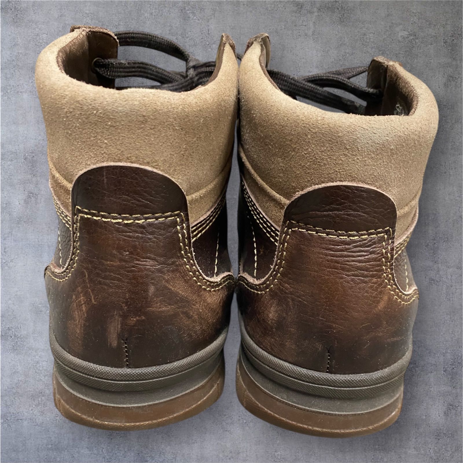 モンタナダークブラウンレザーのハイカットブーツ﻿