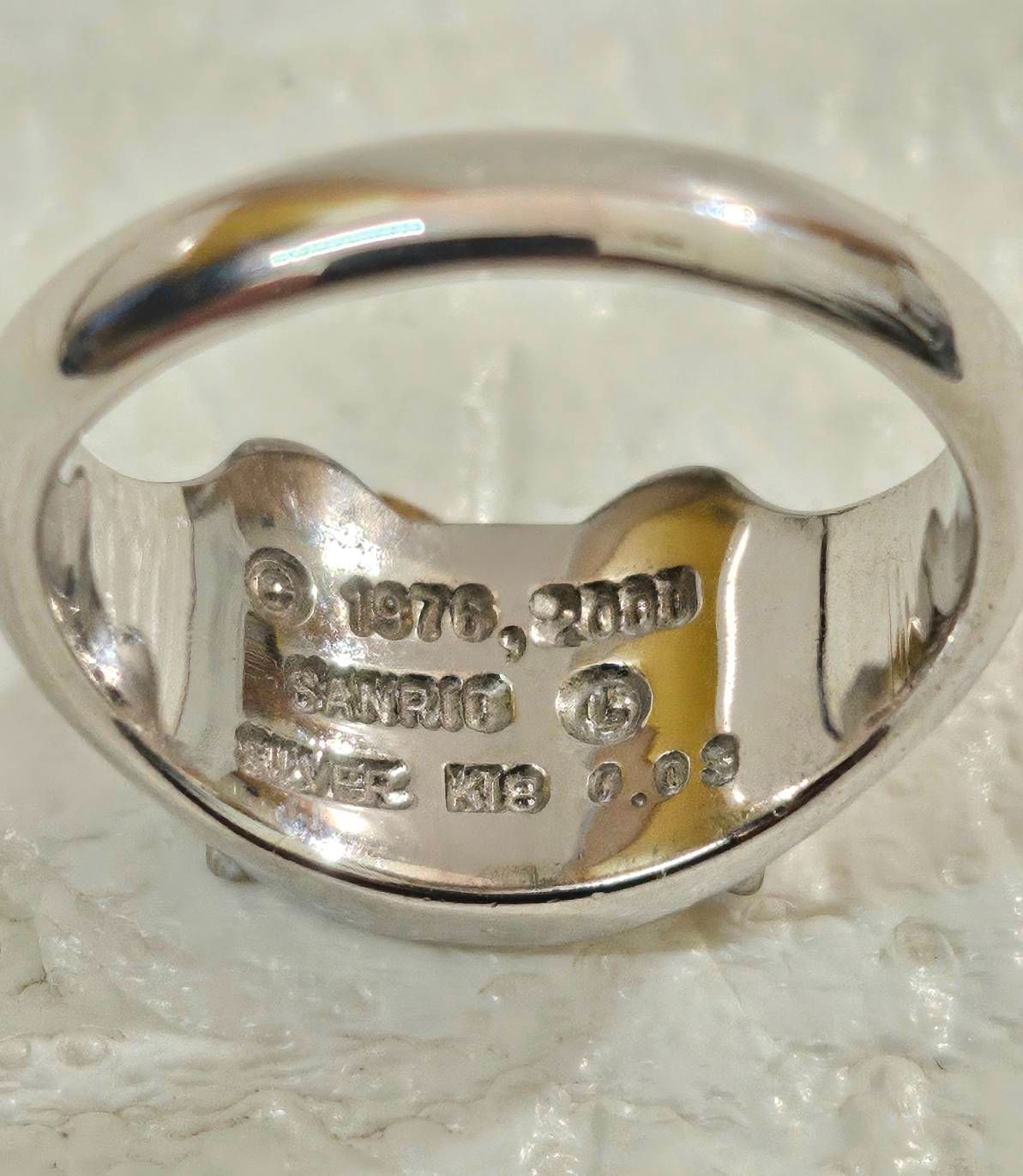 2000年記念公式 ハローキティ シルバー×18金×ダイヤモンドリング 17号 2000年記念公式 ハローキティ シルバー×18金×ダイヤモンドリング 17号 2000