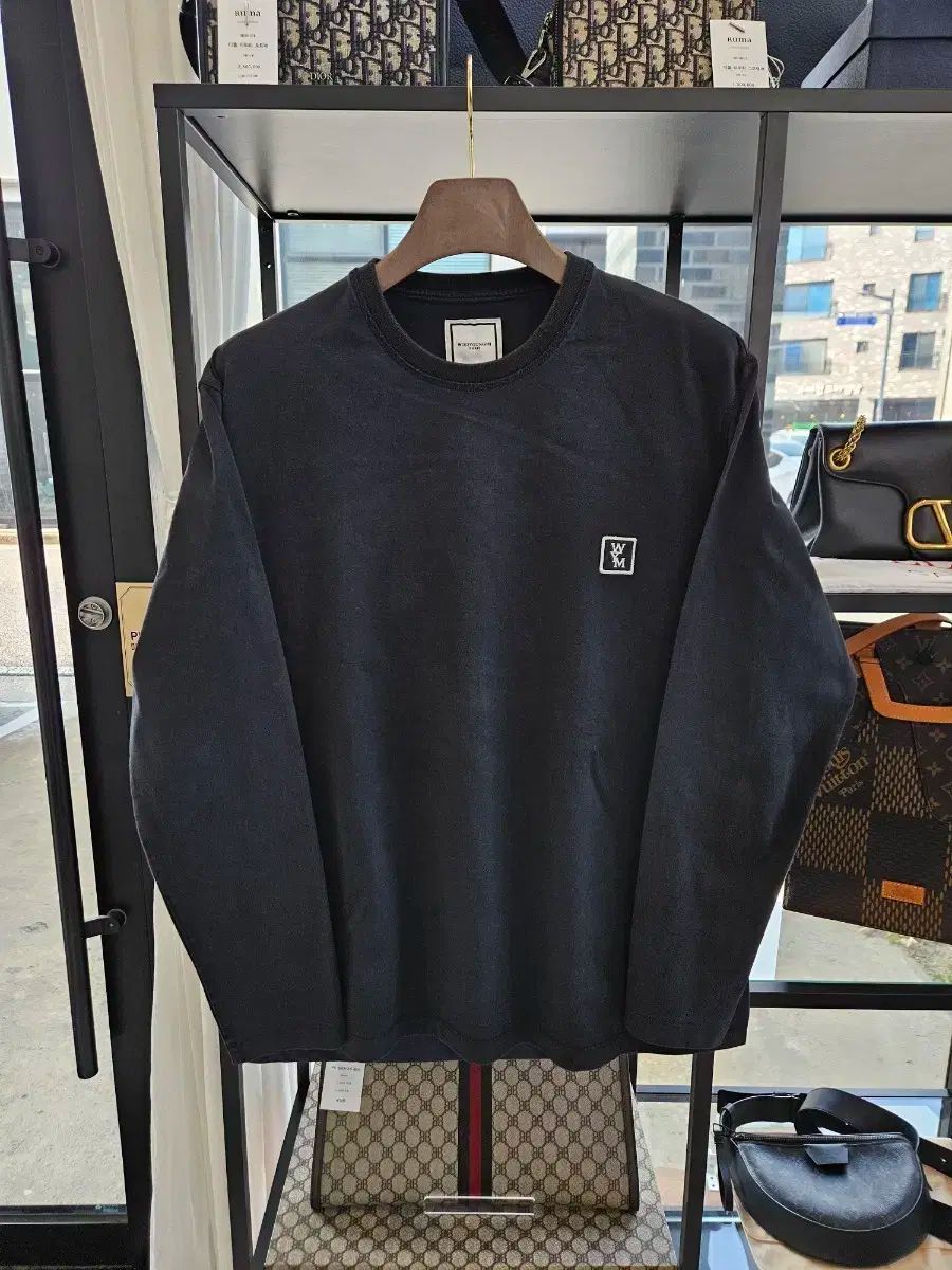 ウーヨンミ バックロゴ ロングスリーブ 長袖Tシャツ ブラック 48サイズ 100