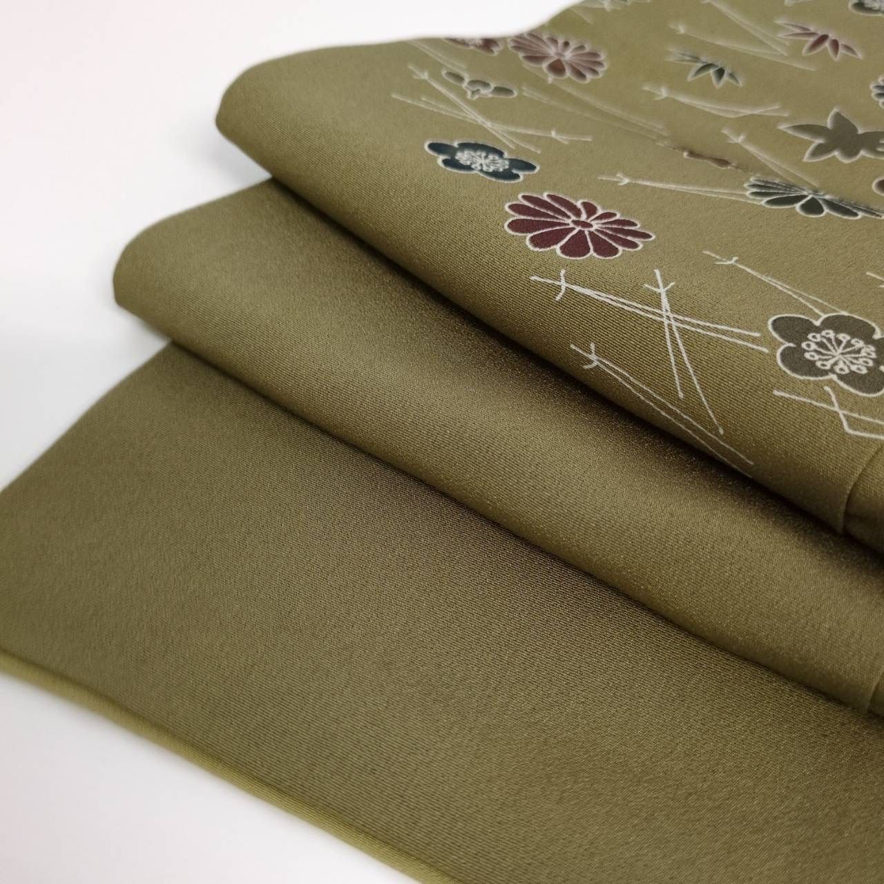 上品な友禅の焦茶の付下げ 正絹 きしや ダークブラウン 上品な友禅の