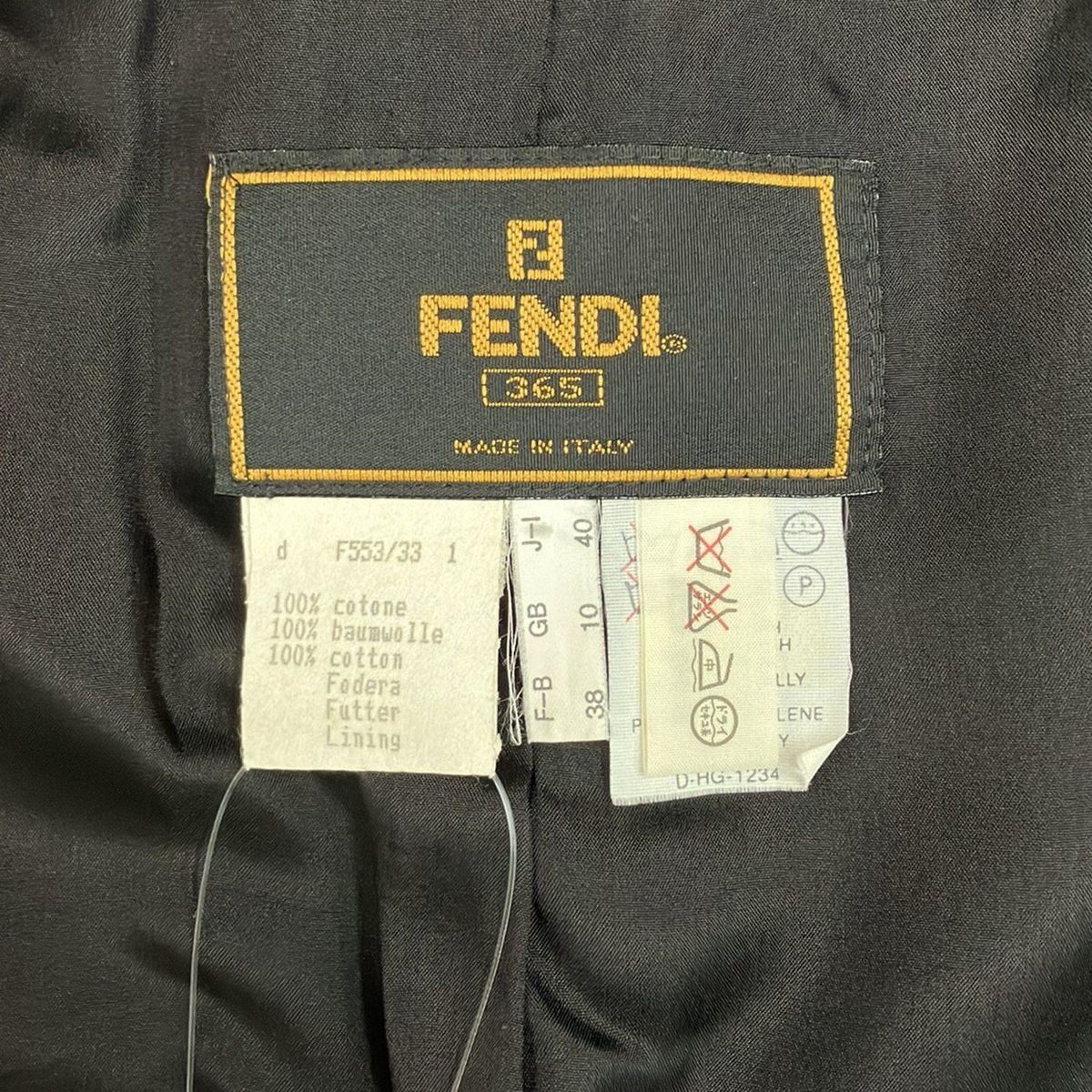 FENDI フェンディ ジャケット サイズ40 FENDI(フェンディ) ジャケット サイズ40 M レディース - 黒 半袖/肩