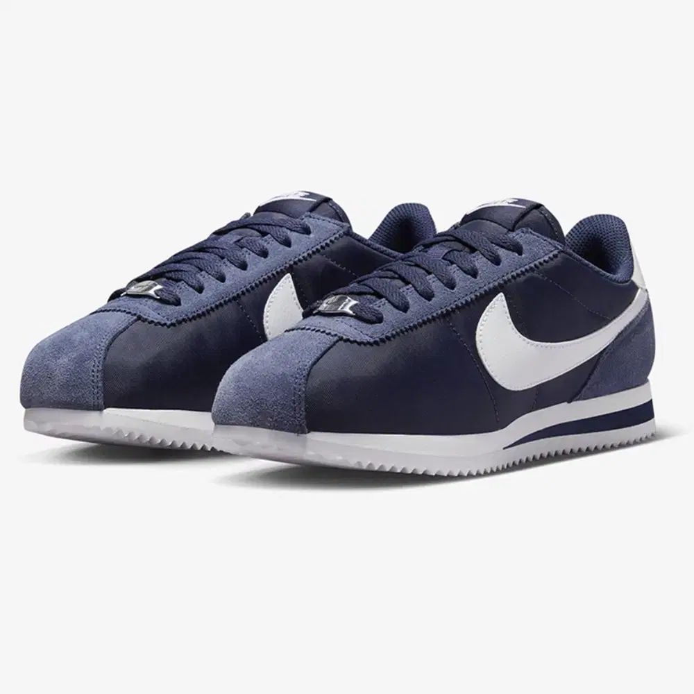 ナイキ コルテッツ ミッドナイト DZ2795 400