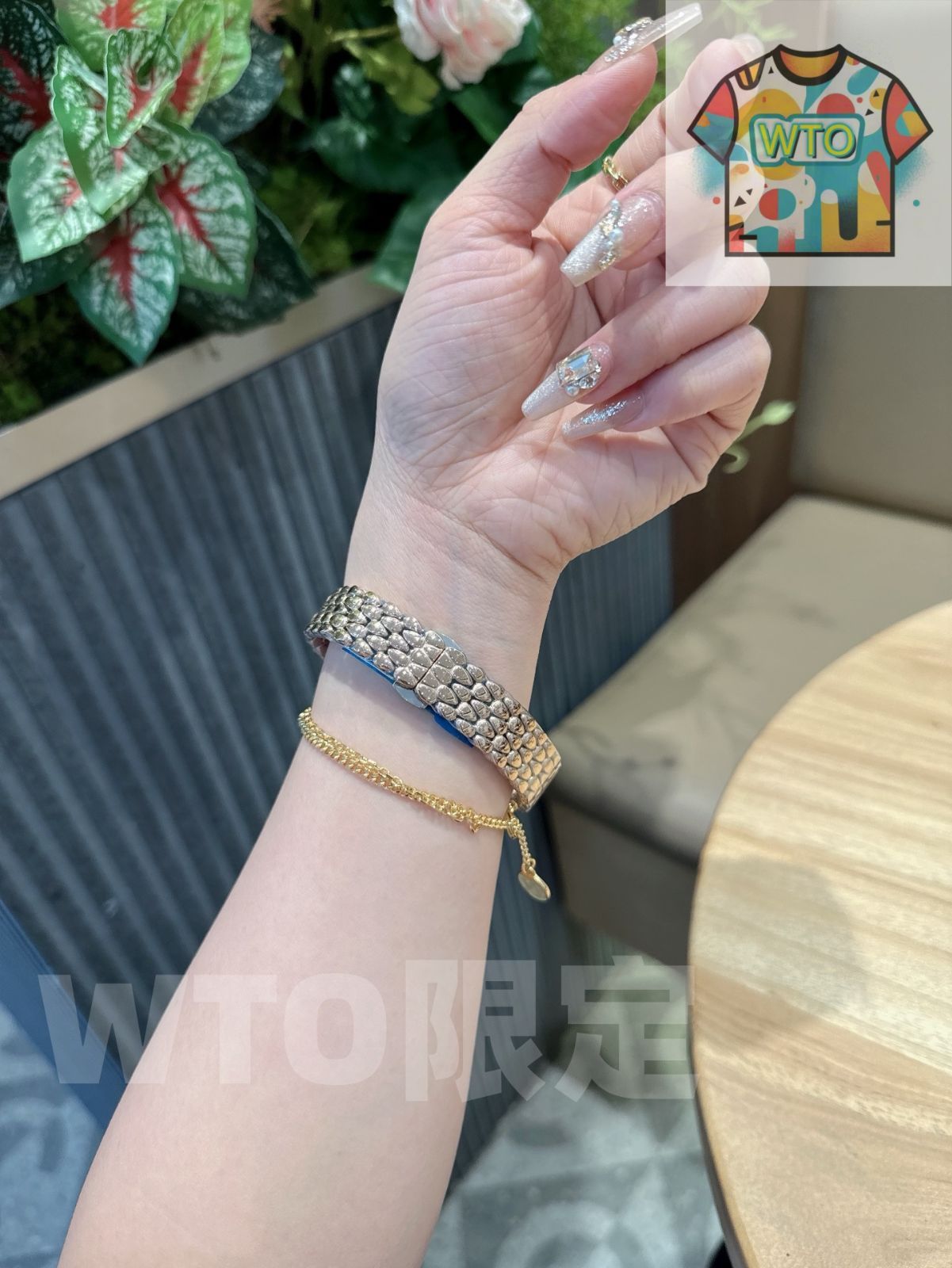 オメガ 露のしずくで連なるブレスレット