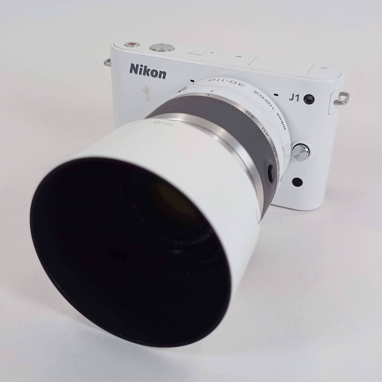 ニコン Nikon 1 J1 ダブルズームキット ホワイト 10-30mmレンズ利用