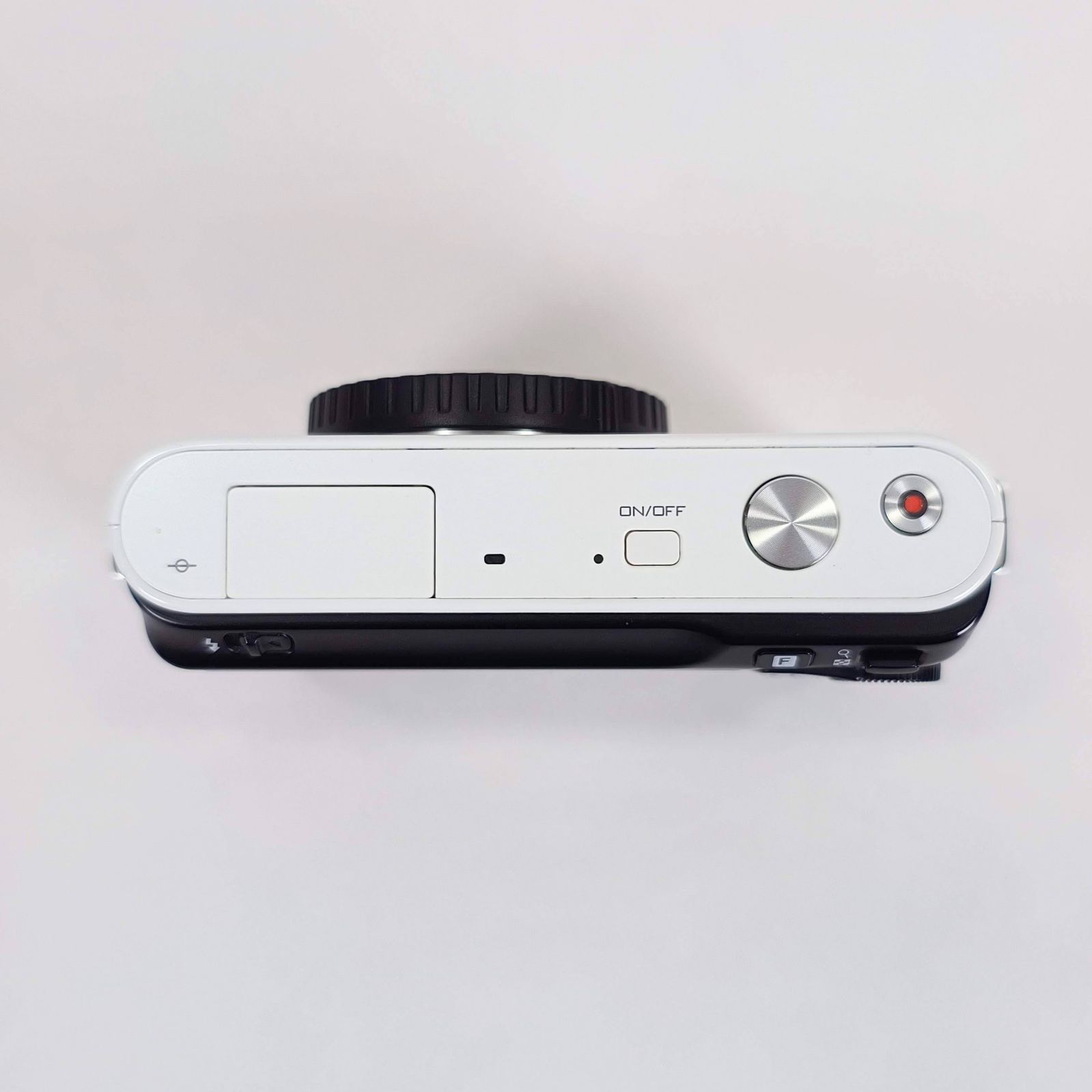 30 mmレンズ利用不可