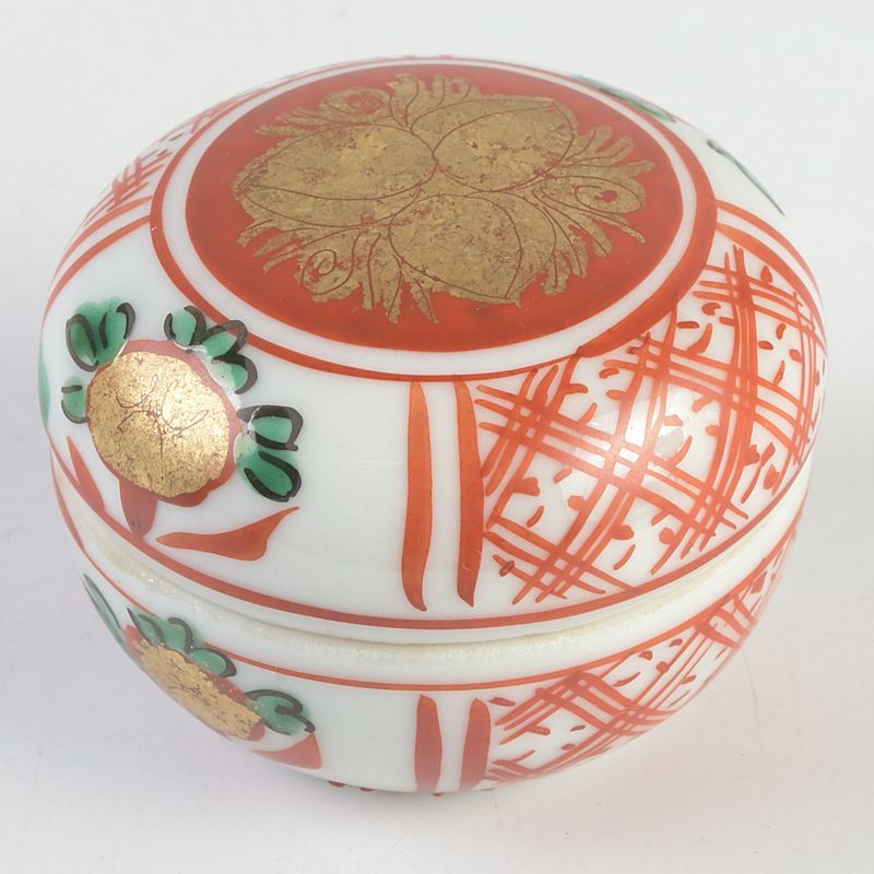 茶道具 九谷焼 和平造 永楽赤絵金彩 香合 共箱 C S265 - メルカリ