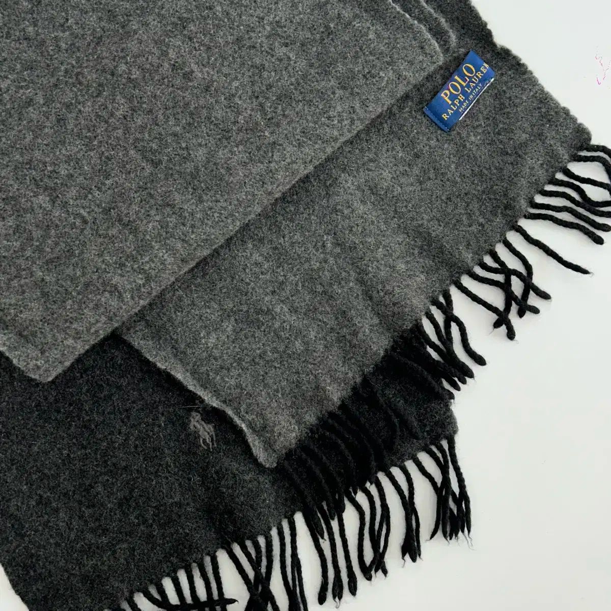 チャコールポニー チャコールグレー