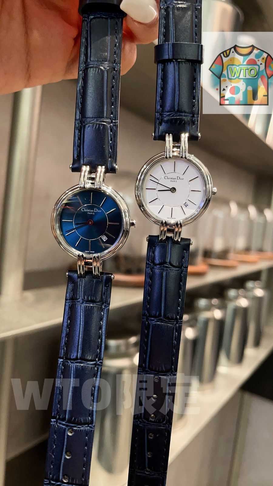 裏蓋にカボチャ馬車彫刻 WTO輸入