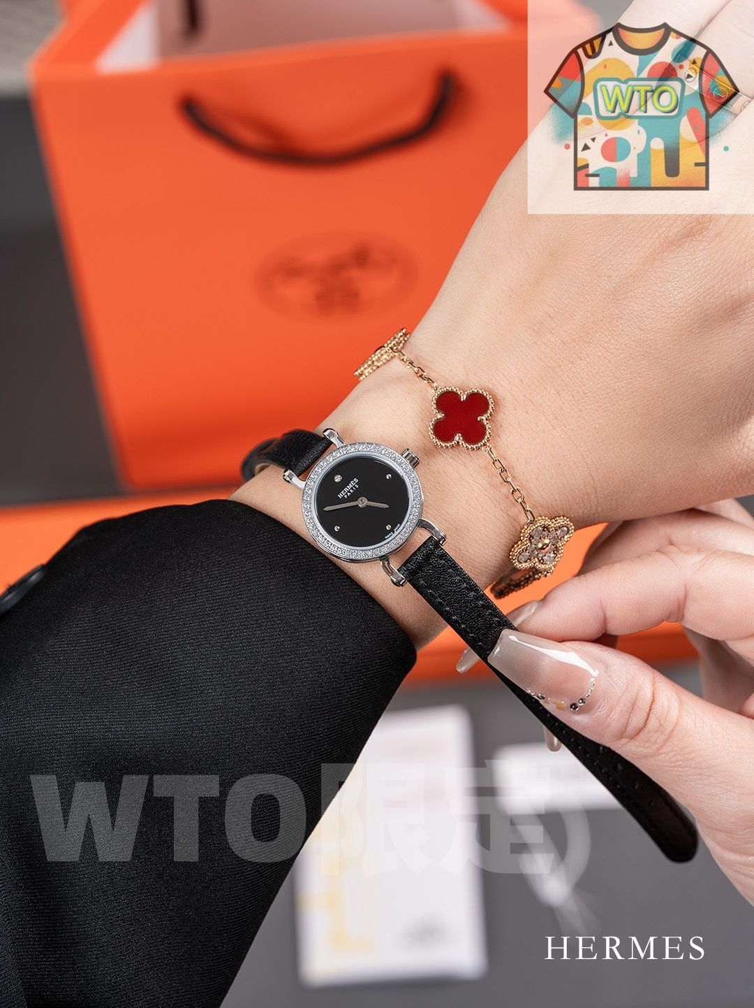 今日 HERMES エルメス フォーブールシリーズ 12 時位置に 0.72 カラットの天然ダイヤモンドを嵌め込み