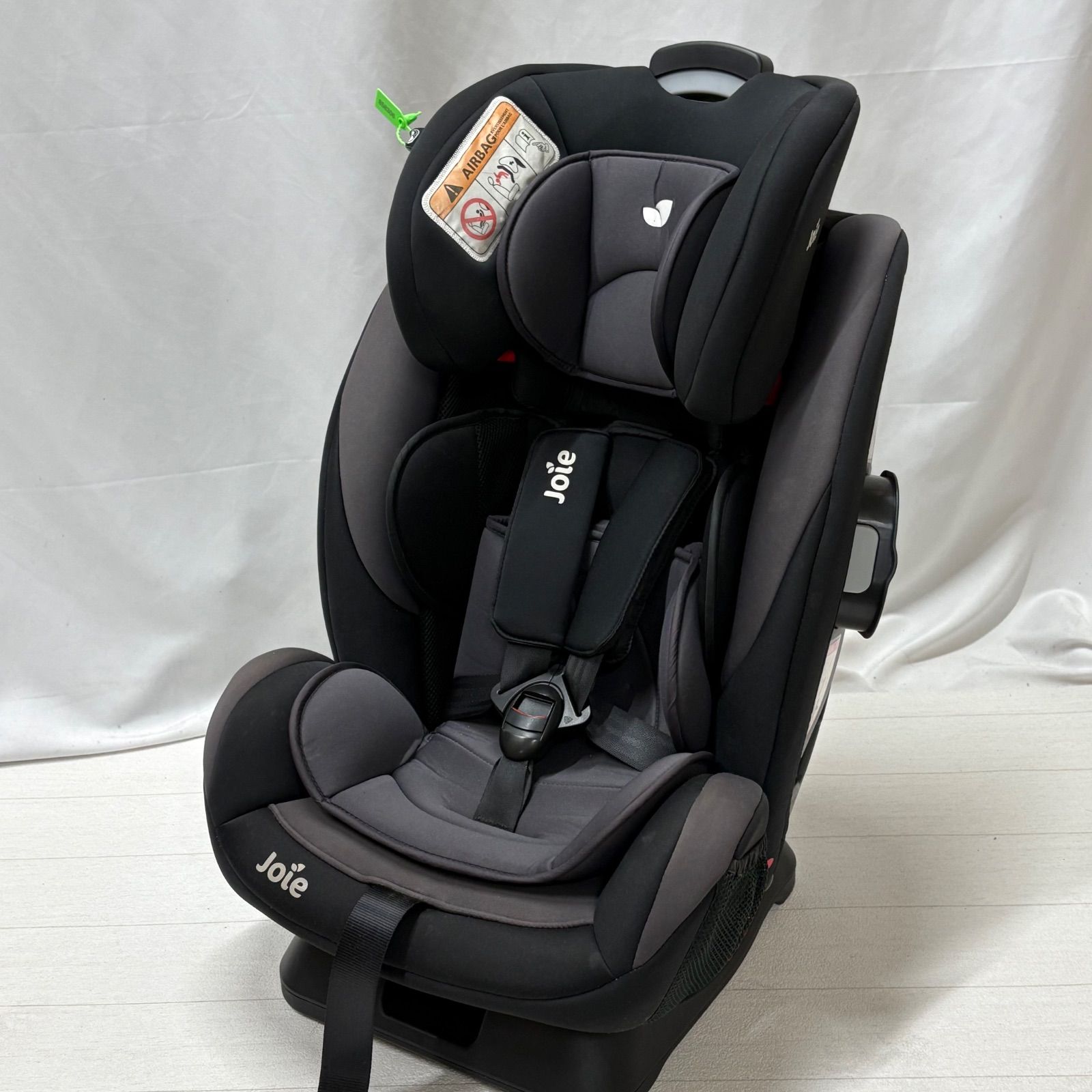 momoさん専用 チャイルドシート ブラックボーダー 9~18kg （参考年齢