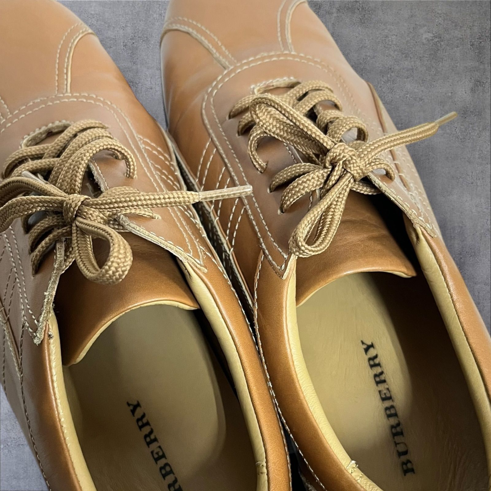 BURBERRY キャメル