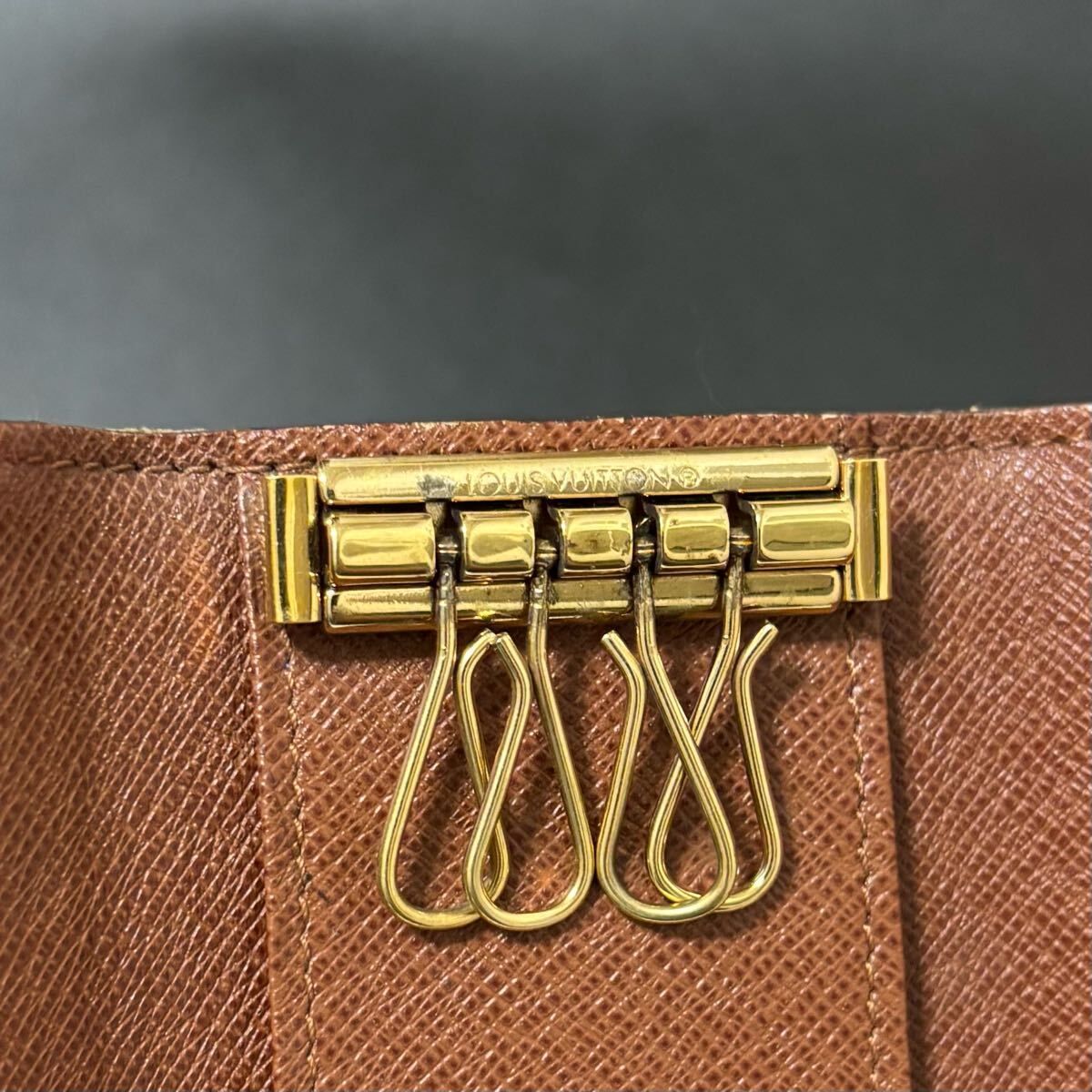  l 12 ミュルティクレ4 モノグラム キーケース ルイヴィトン Louis Vuitton キーケース 小物