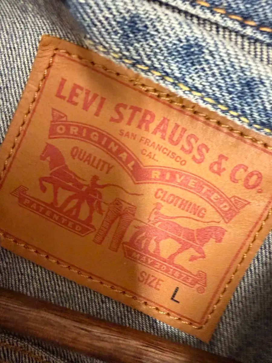 N11 リーバイス デニムジャケット