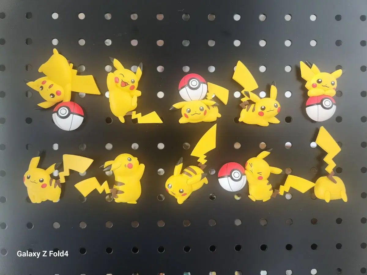 全て集まれ ピカチュウ マグネット フルセット