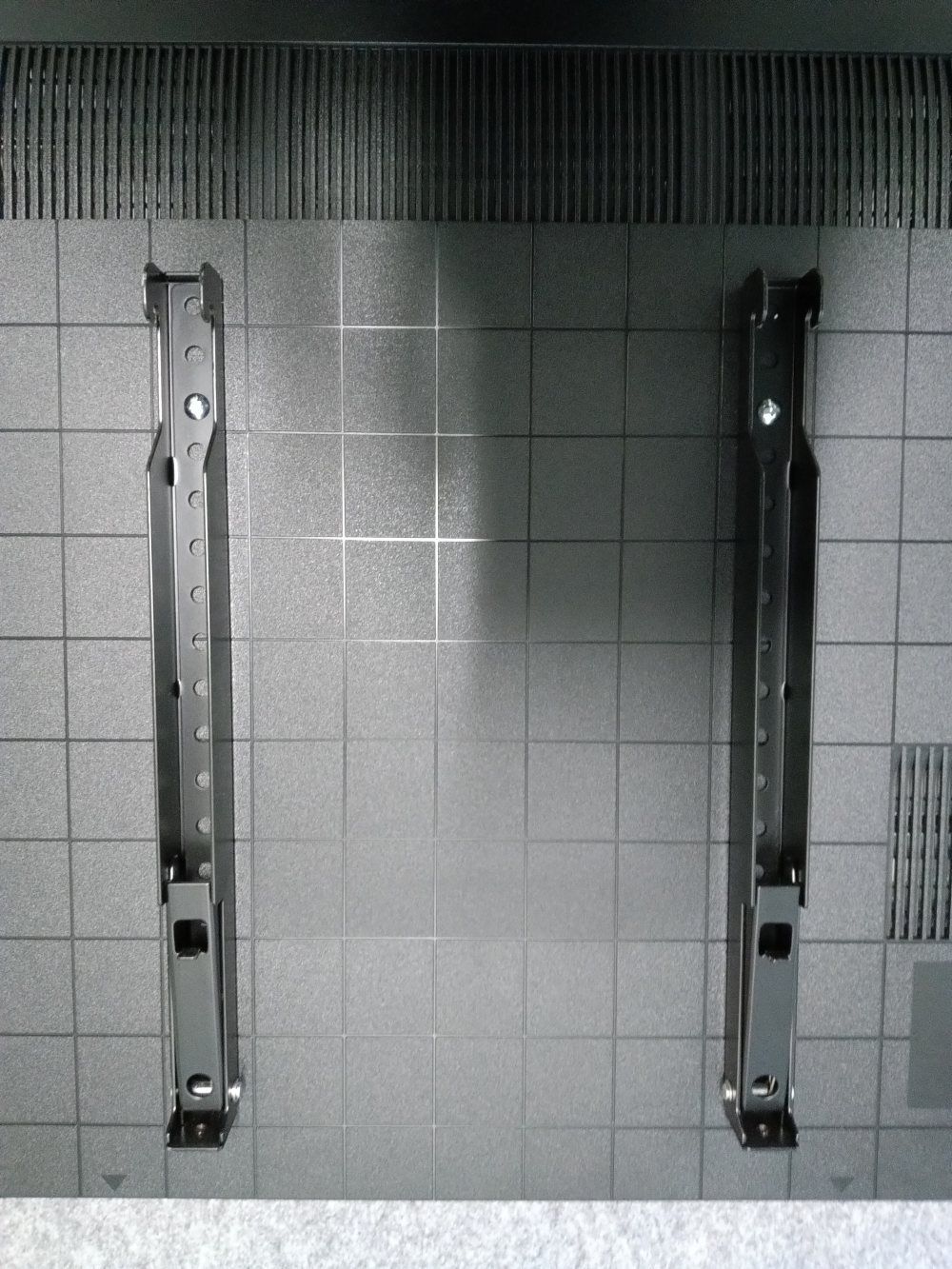 モニター 55インチ