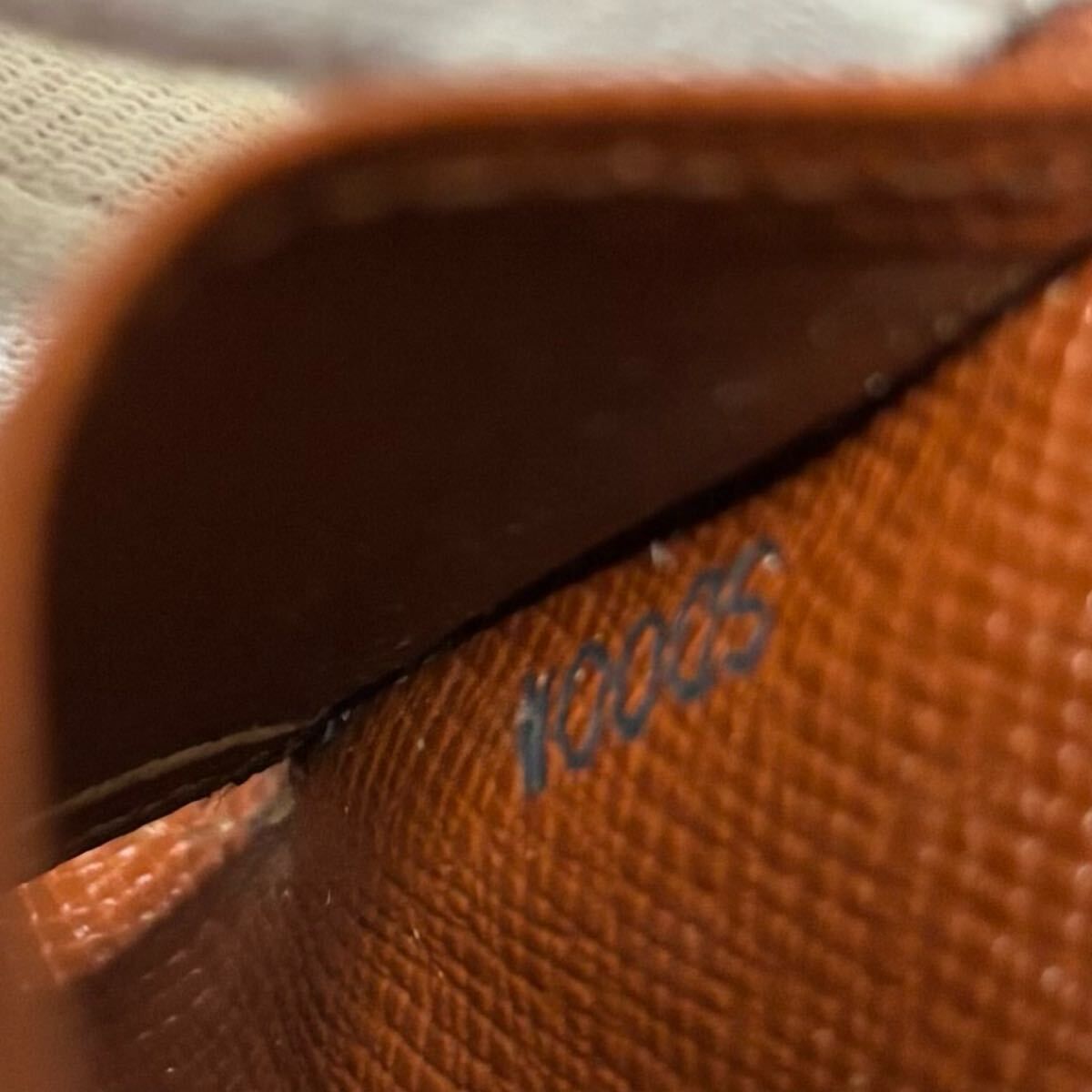  L 40 ミュルティクレ4 モノグラム ルイヴィトン キーケース Louis Vuitton キーケース 小物