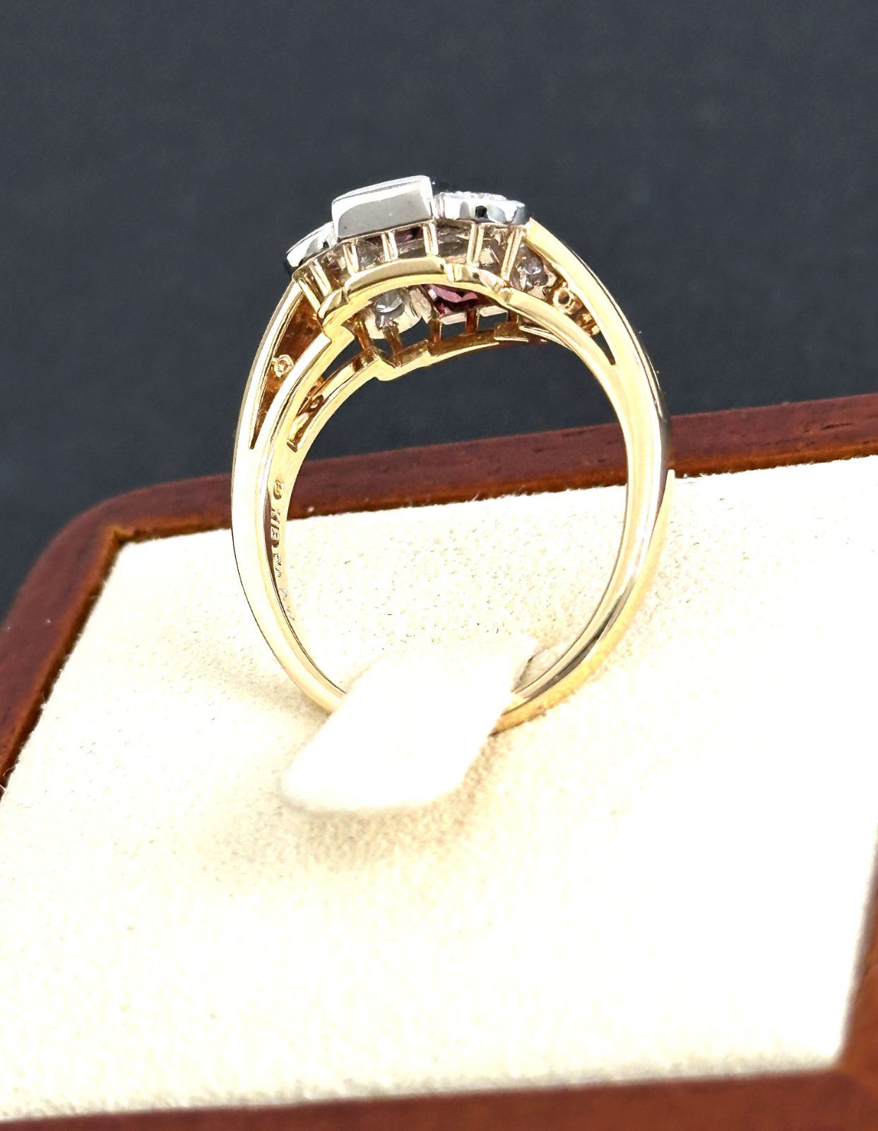 美品　ミキモト　K18 YG　パヴェ ダイヤ リング　ガーネット　プリンセス 美品 ミキモト K18 YG パヴェ ダイヤ リング ガーネット プリンセス