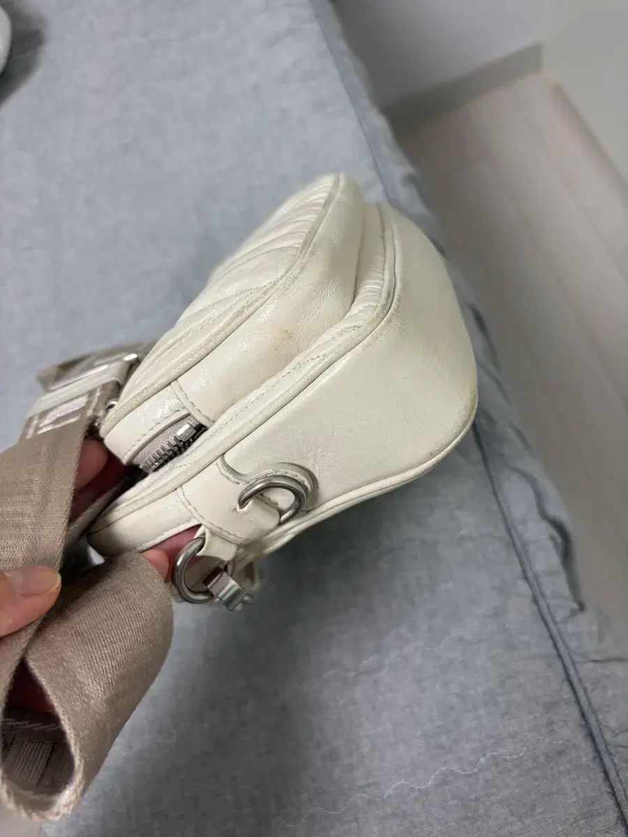 ミュウミュウ 麻 マトラッセ クロスバック GINKGOPHARMACY_COM