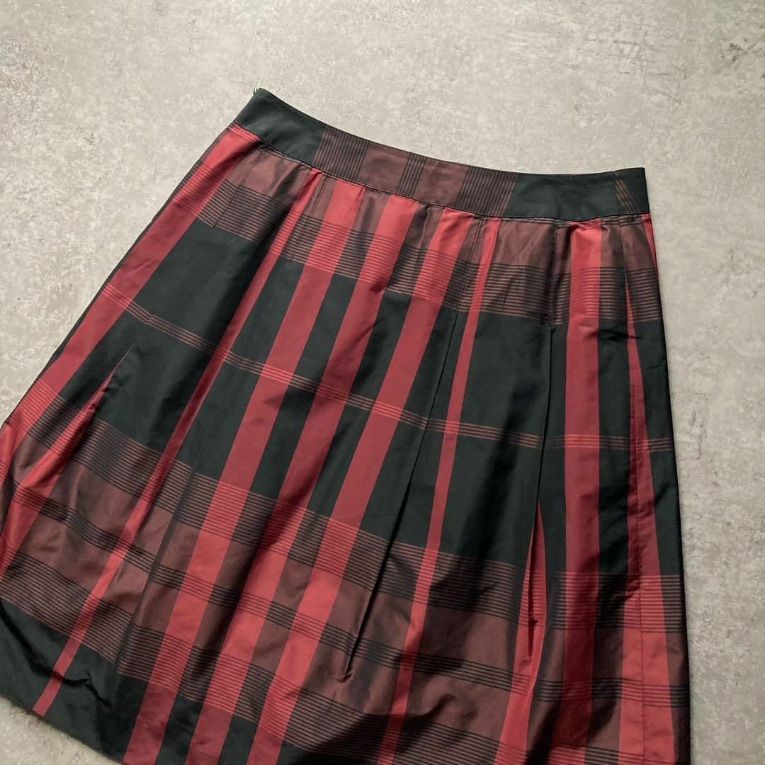 昴ぶる バーバリーロンドン シルク混 タックフ スカート ノバチェック 赤黒 大きいサイズ44 三陽商会 BURBERRY LONDON