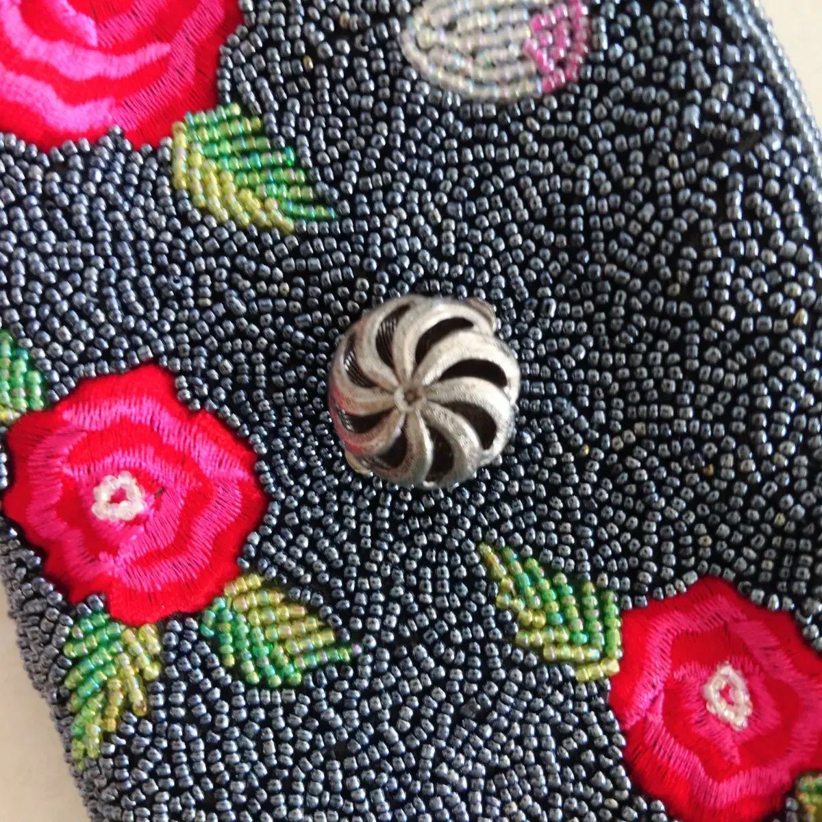  ブルー ビーズ シルク ローズ 刺繍 クラッチバッグ クラッチバッグ バッグ