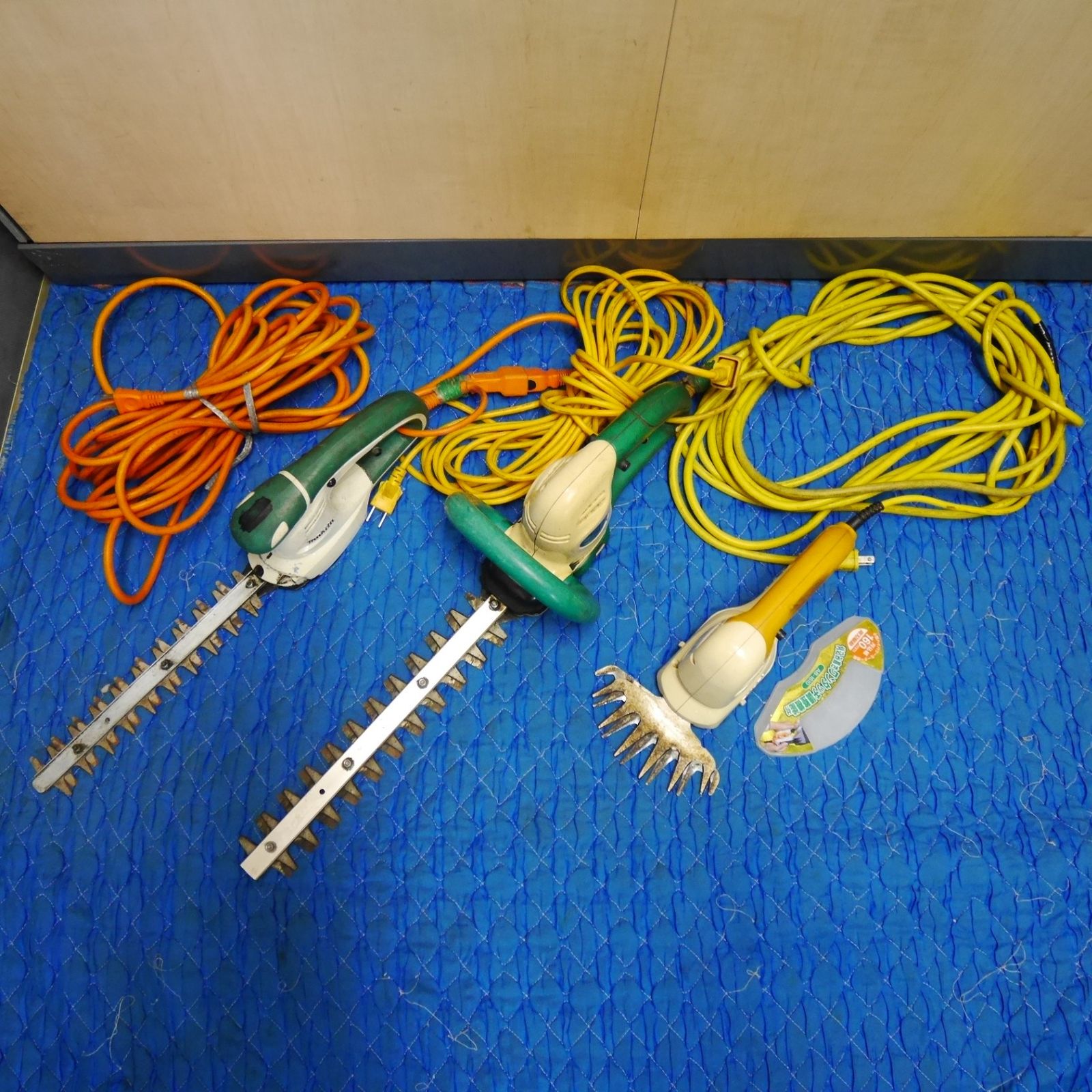 3点 マキタ 260mm ミニ 生垣 バリカン MUH260 300mm MUH304 リョービ AB-1610 RYOBI コード式 makita RYOBI トリマー