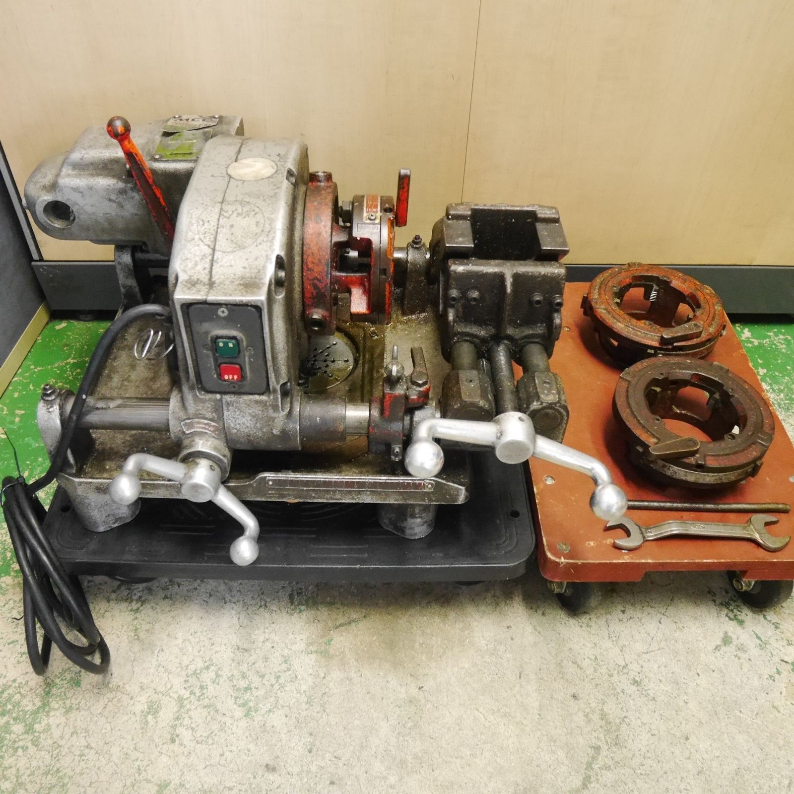 MCC 松阪鉄工所 パイプマシン コンジット82 コンジット マシン 82 ねじ 切り機 ネジ 切機 切断機 電動 工具 100 V