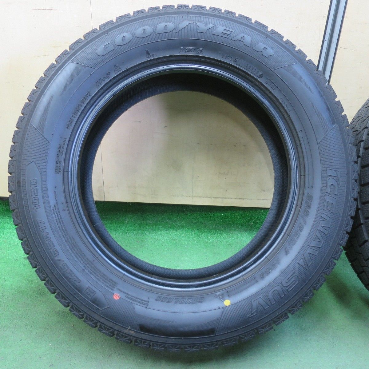 バリ溝　スタッドレスタイヤ　タラお バリ溝 スタッドレスタイヤ タラお Amazon.co.jp: トーヨータイヤ(TOYO