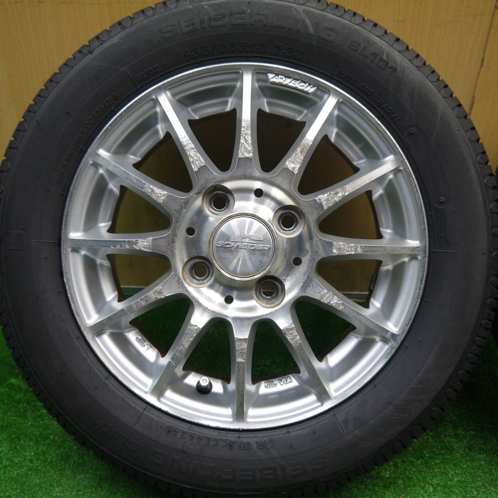 バリ溝 24年 ほぼ10分 155 65 R 13 セイバーリング SL 101 シュナイダー 13インチ PCD 100 4 H ノ