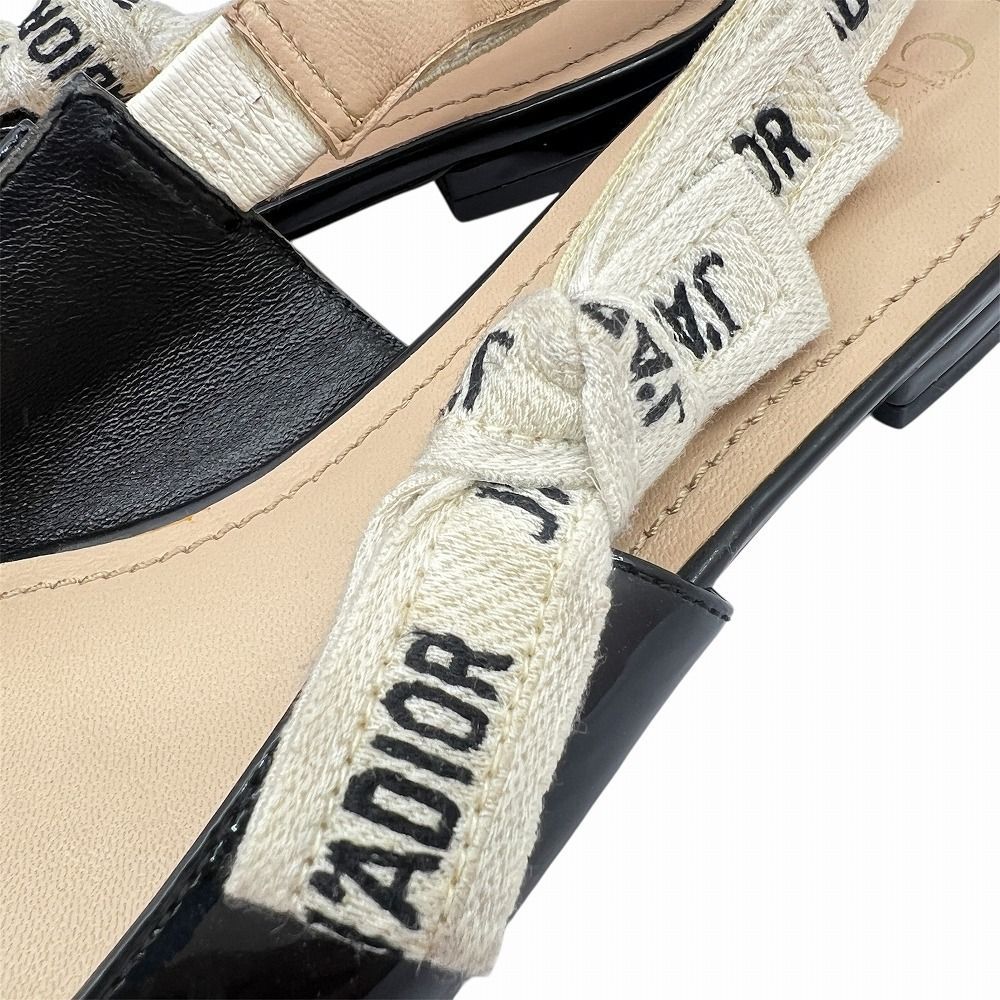 エナメルレザー