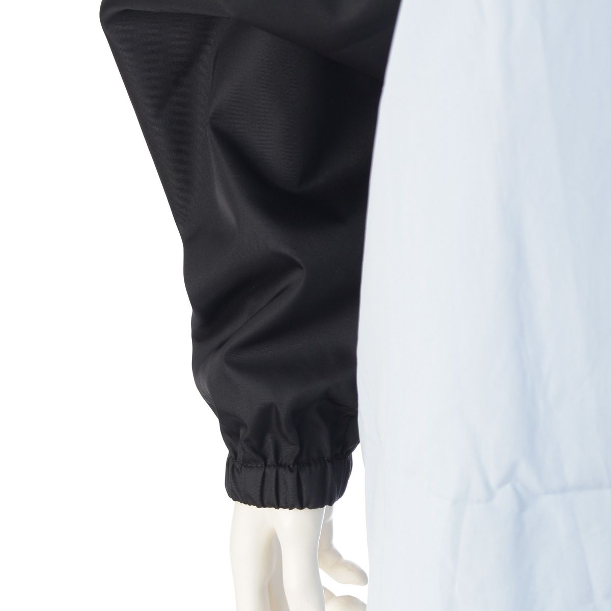 トライアングルロゴ 切替