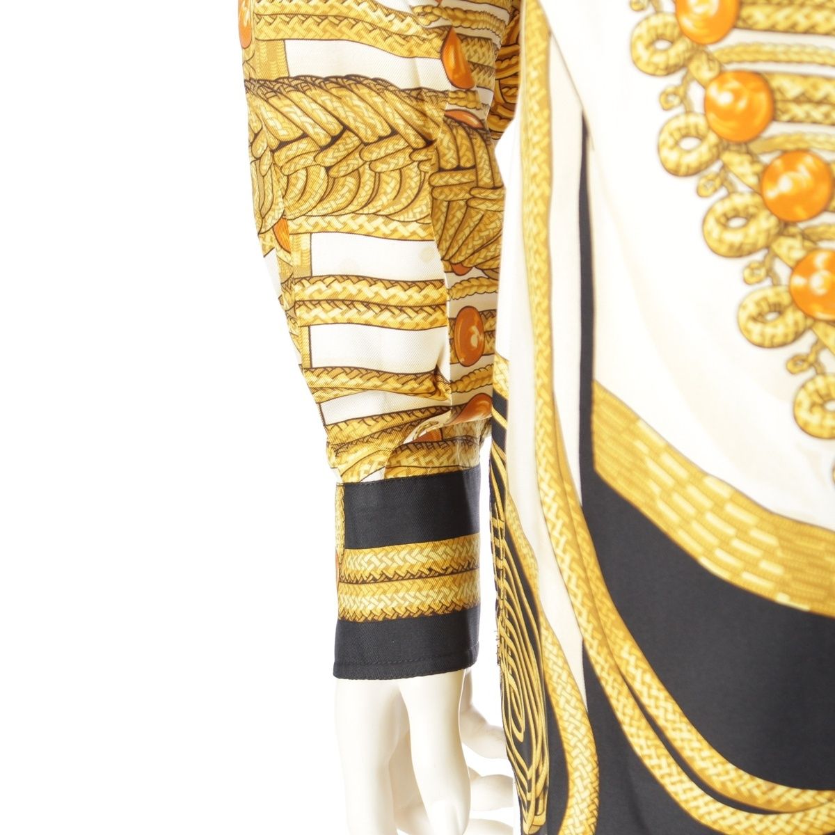 ブランデンブルク飾り 長袖シャツ