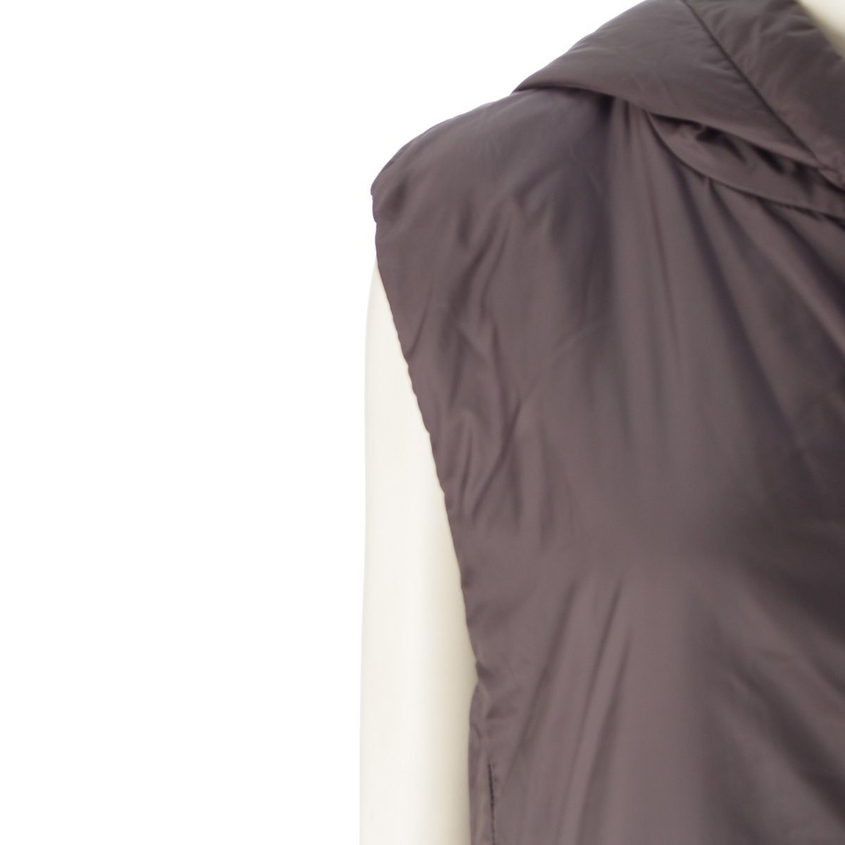 代引OK！ エスマックスマーラ クチートアマーノ 中綿 ロング ベスト ジレ ノースリーブ コート アウター 927601236 ブラック 38 知恵のある