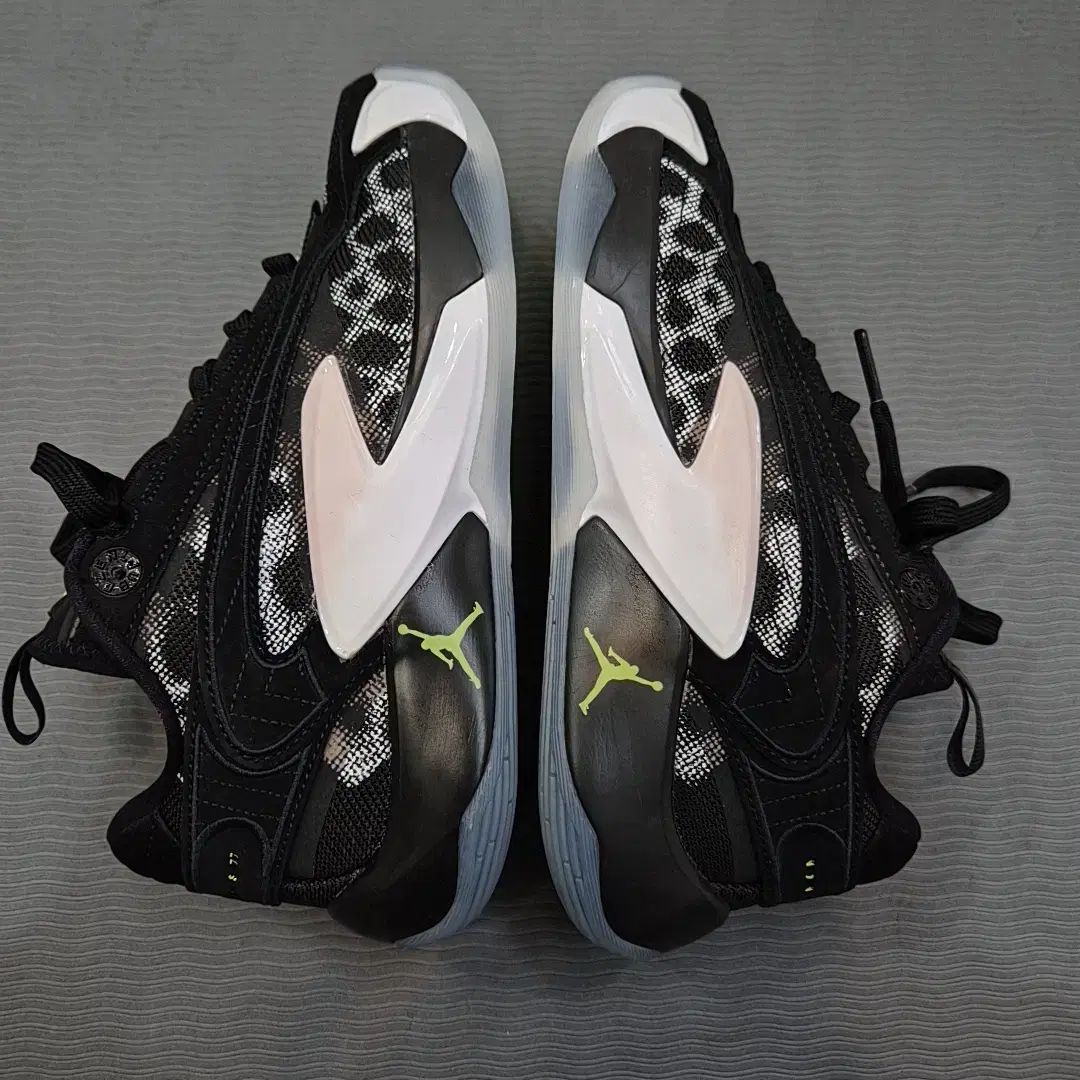 ナイキ ジョーダン ルカ 2 PF バスケシューズ 235