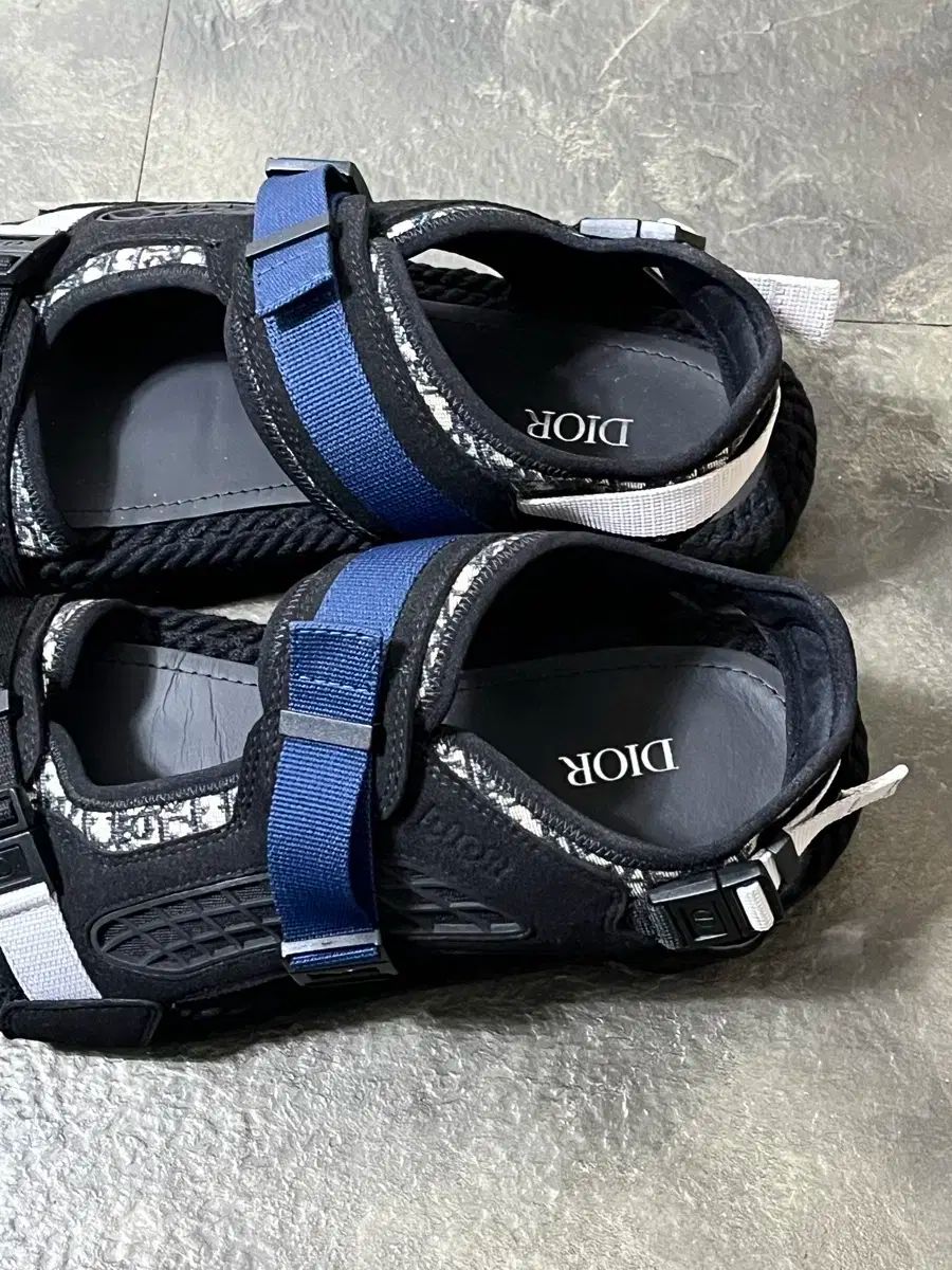 オブリーク アトラス