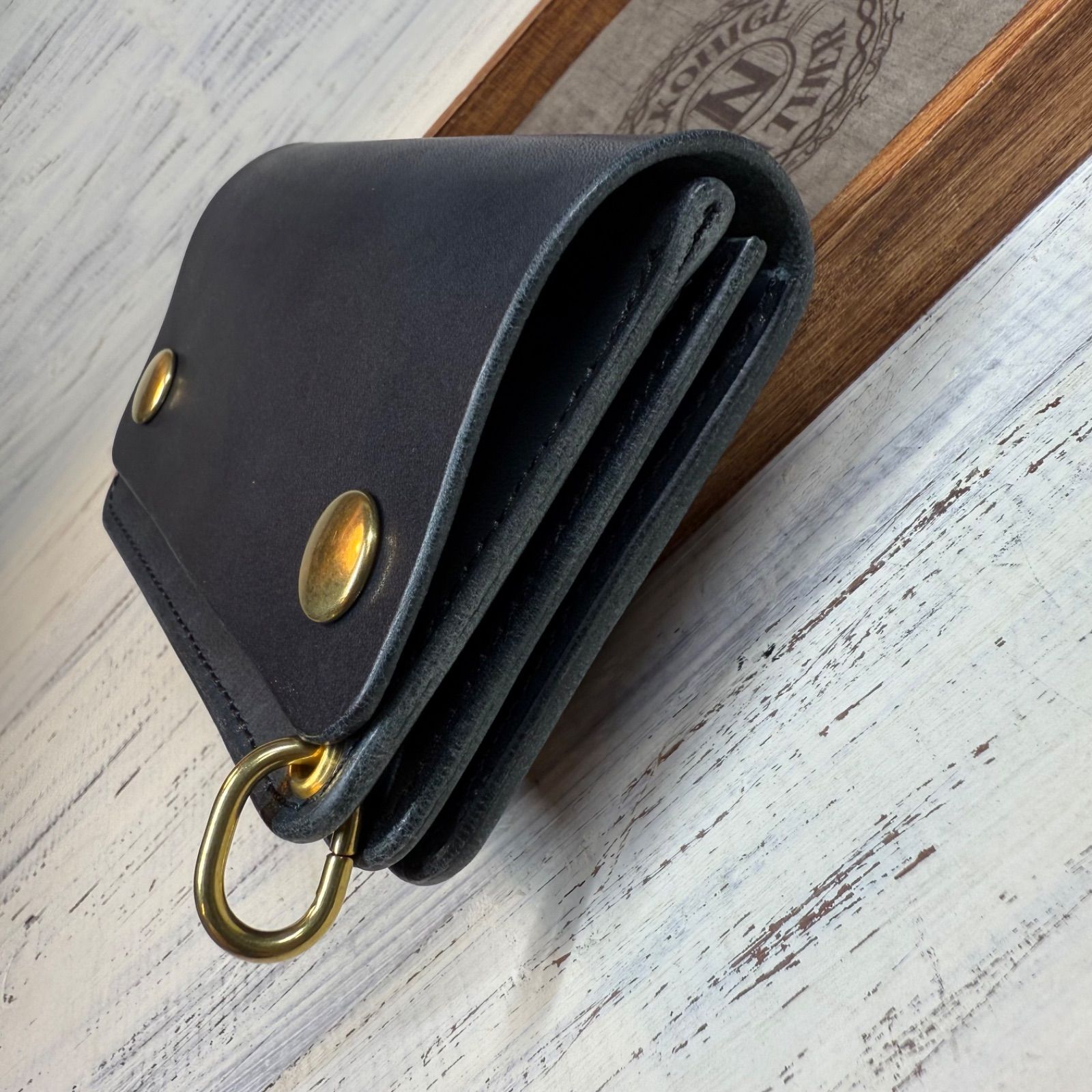 トラッカーウォレット　3層　栃木レザー　真鍮 トラッカーウォレット ショート 3層】 ネイビー ゴールド 栃木レザー