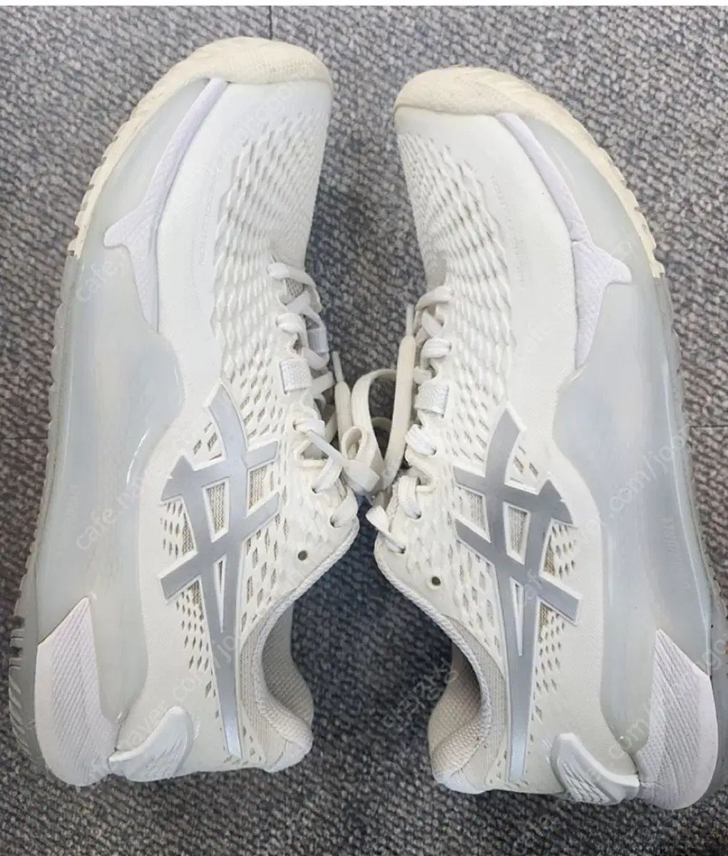 アシックス ゲルレゾリューション9 245